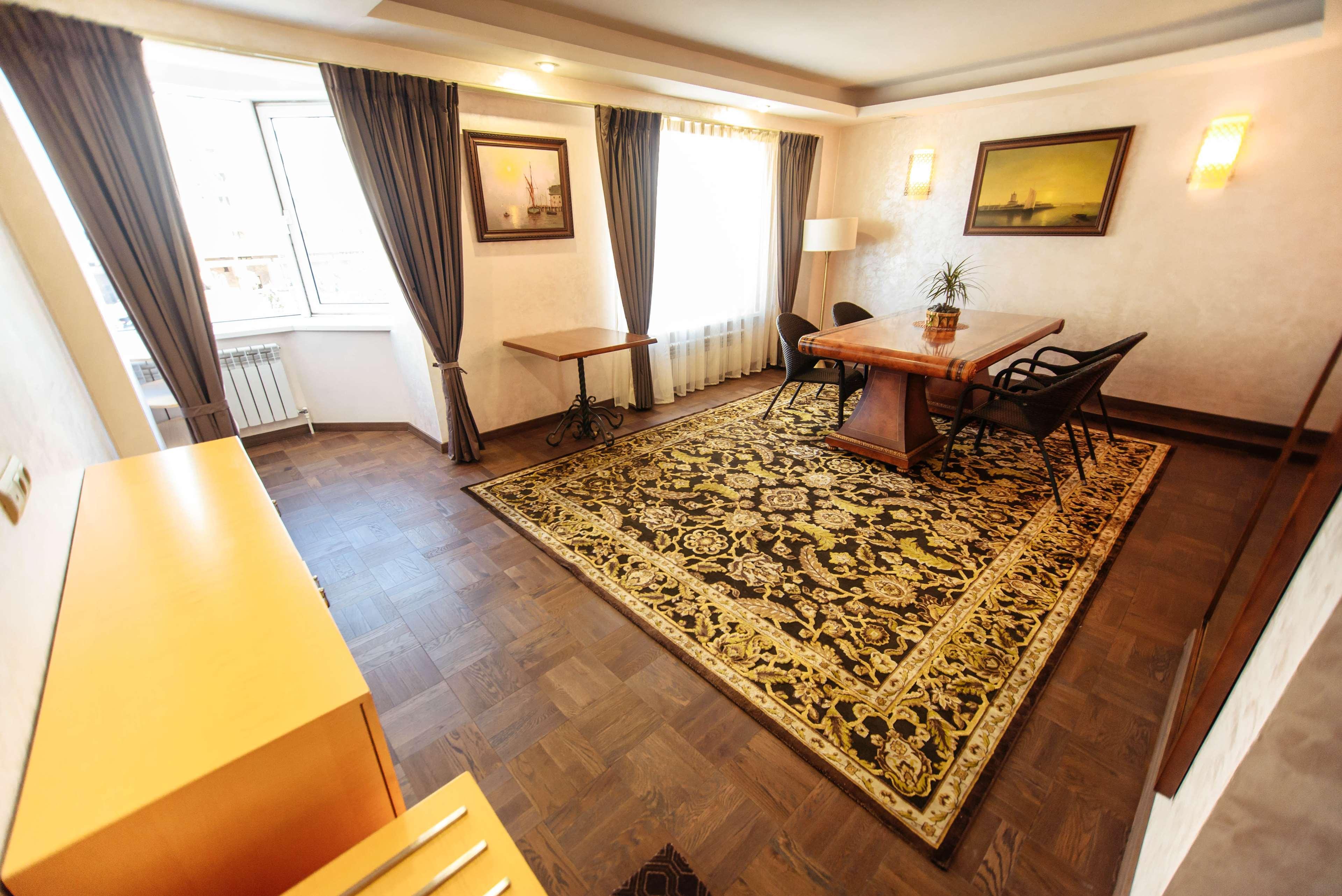 Best Western Plus Burlington Inn & Suites Exteriör bild