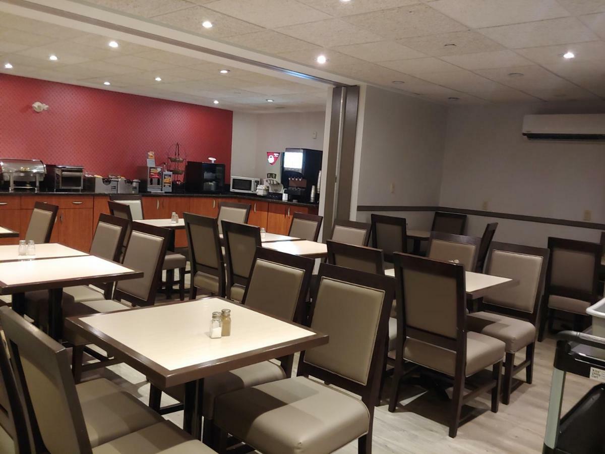 Best Western Plus Burlington Inn & Suites Exteriör bild
